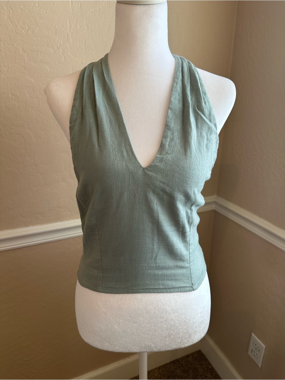 Abercrombie & Fitch Linen Halter Top- Sage Green- Size Small